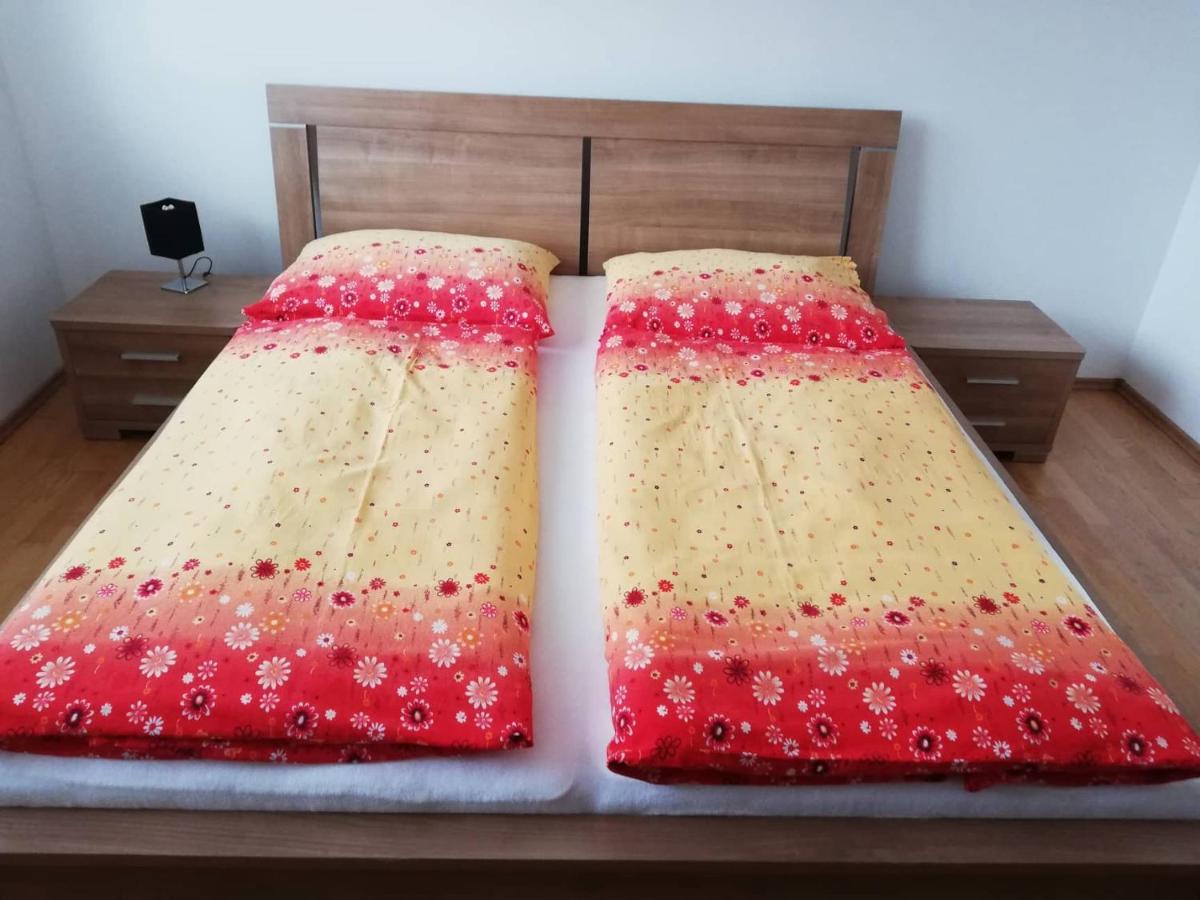 Apartman Family Poprad Esterno foto