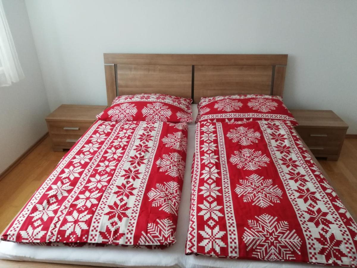 Apartman Family Poprad Esterno foto